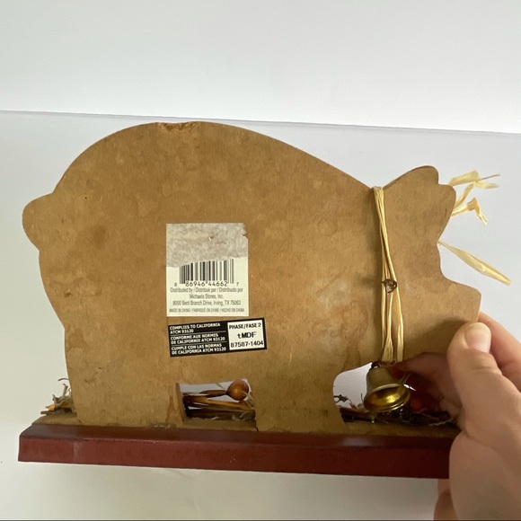 Rustic Farmhouse Pig Chalkboard Decor Table Accent - Picture 8 of 16